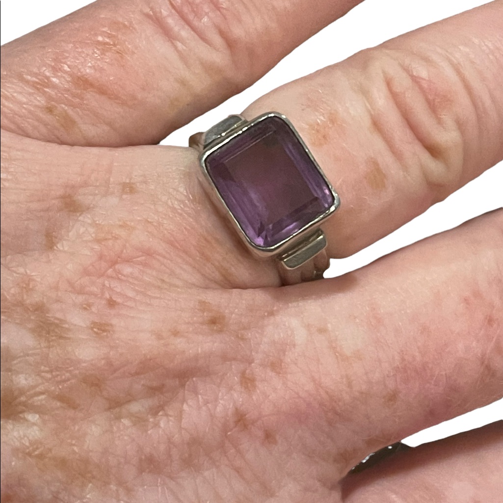 Vintage Sterling Silver 925 Large Amethyst Fna Ring